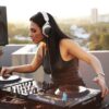 Liza Divine – Outside Waves