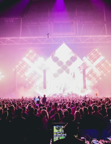 Best Artists from around the World on AH.FM