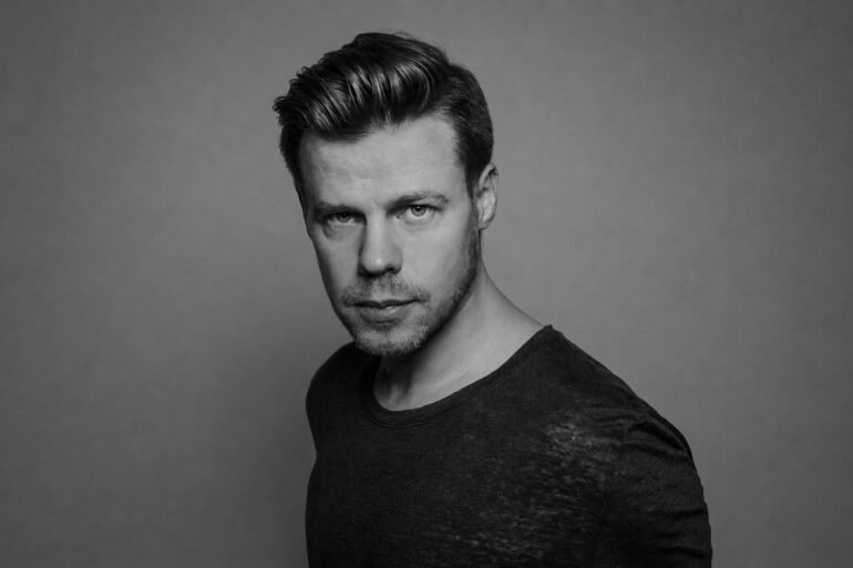 Ferry Corsten - Resonation Radio